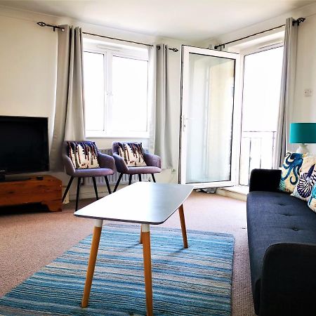 브라이턴 Marina Living With Parking, Balcony, Quiet And Secure 아파트 외부 사진