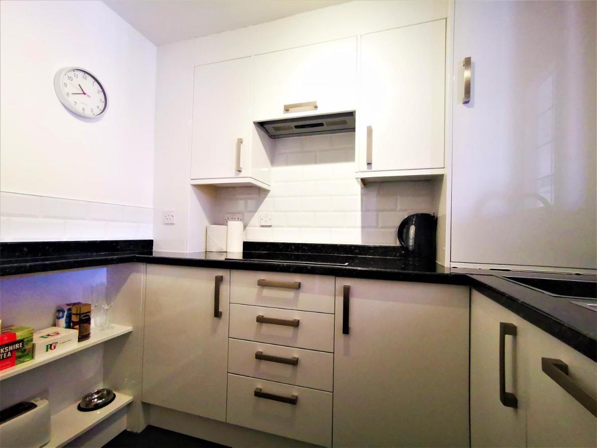 브라이턴 Marina Living With Parking, Balcony, Quiet And Secure 아파트 외부 사진