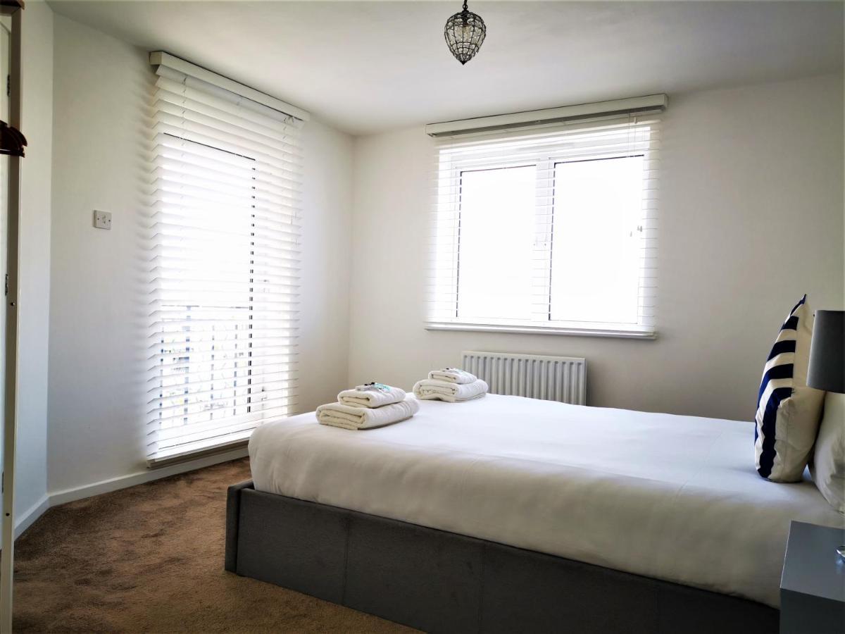 브라이턴 Marina Living With Parking, Balcony, Quiet And Secure 아파트 외부 사진