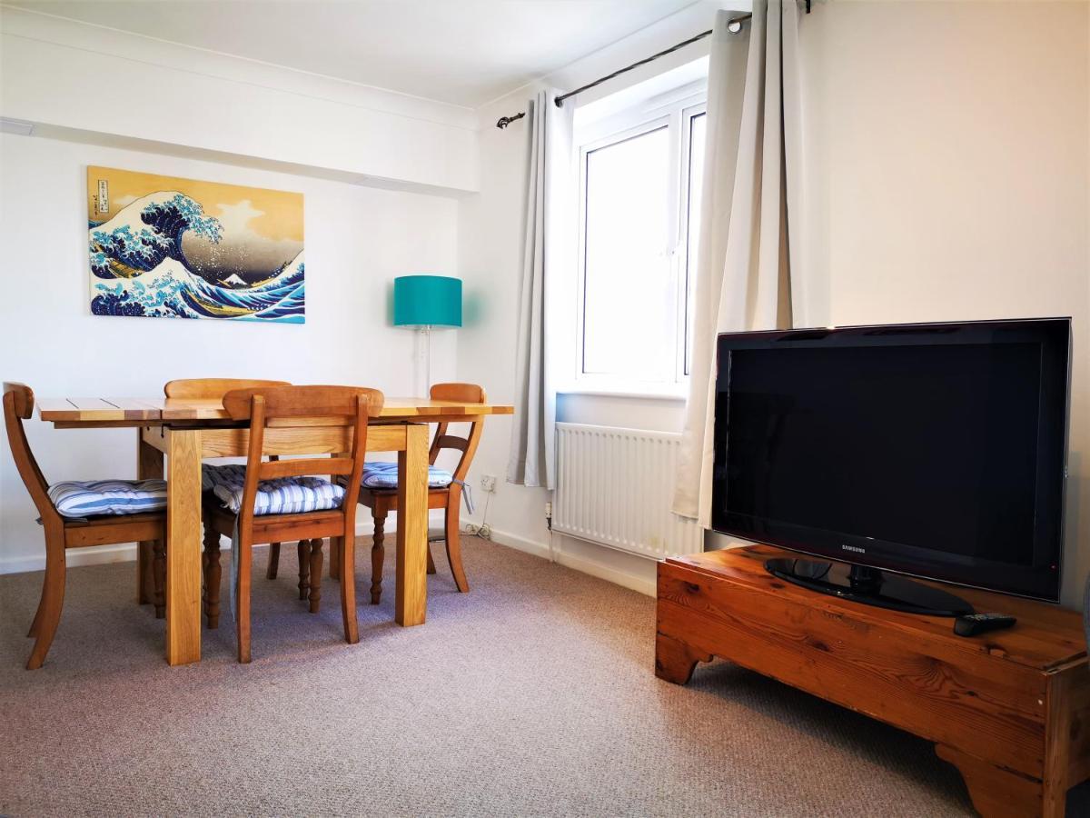 브라이턴 Marina Living With Parking, Balcony, Quiet And Secure 아파트 외부 사진