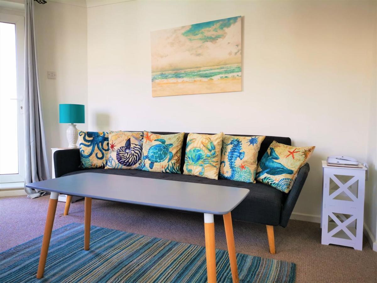 브라이턴 Marina Living With Parking, Balcony, Quiet And Secure 아파트 외부 사진